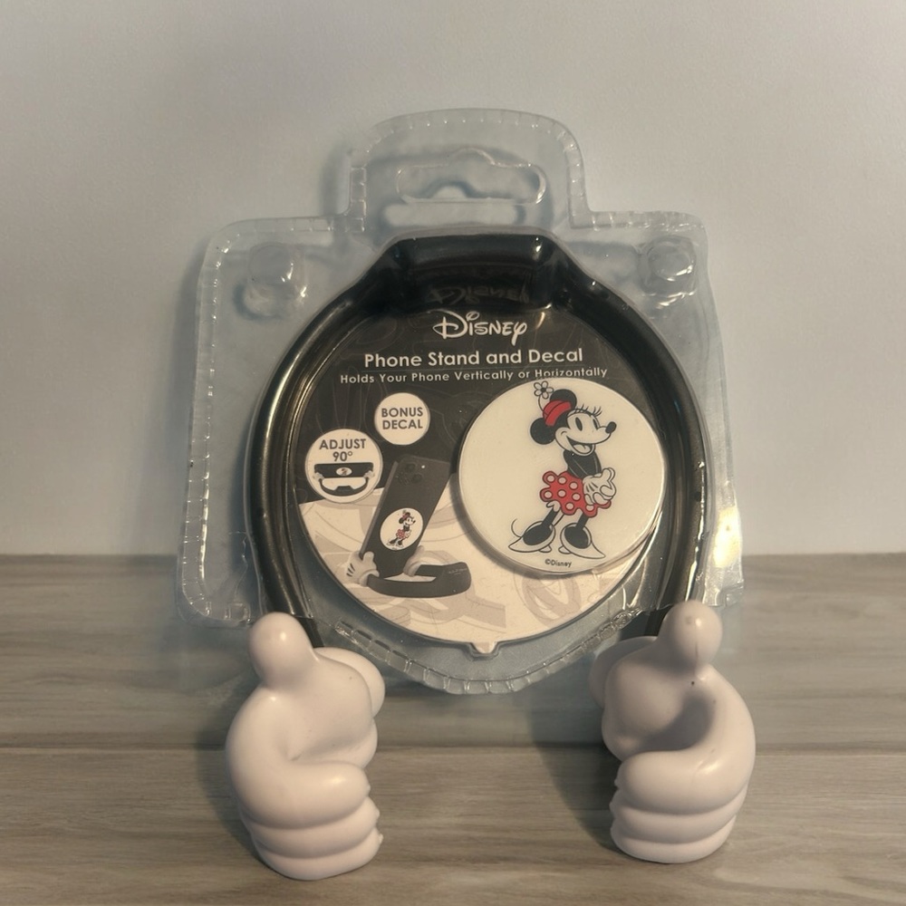 NWT DISNEY MINNIE MOUSE PHONE STAND & DECAL COMBO❤️